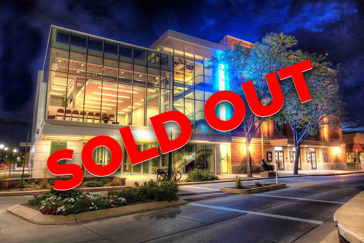 AvalonTheatreSoldOut_Image_by_americanvampiresfilm.com
